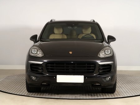 Porsche Cayenne, 2016 - pohled č. 2