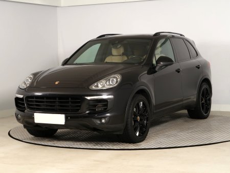 Porsche Cayenne, 2016 - pohled č. 3