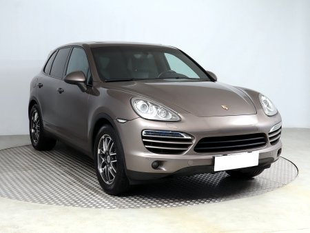 Porsche Cayenne, 2012