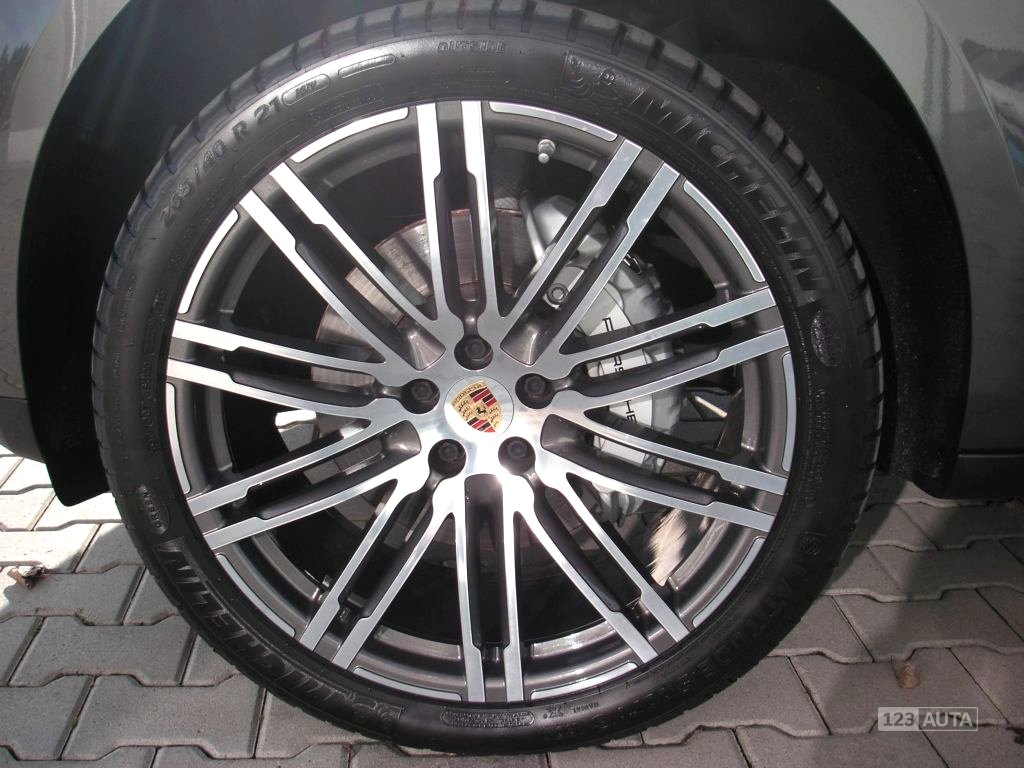 Porsche Macan, 2014 - pohled č. 4