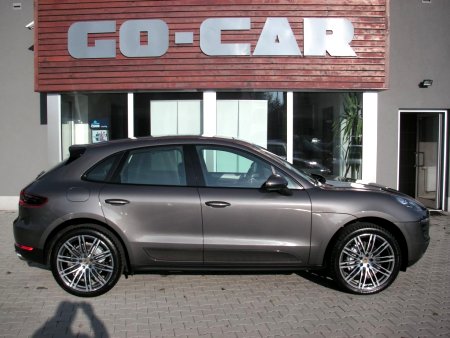Porsche Macan S