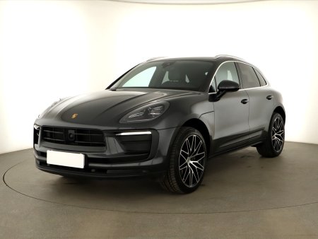 Porsche Macan, 2022 - pohled č. 3