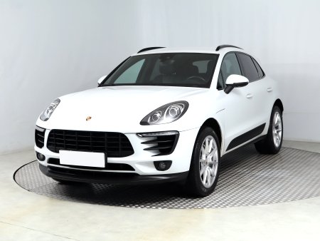 Porsche Macan, 2018 - pohled č. 3