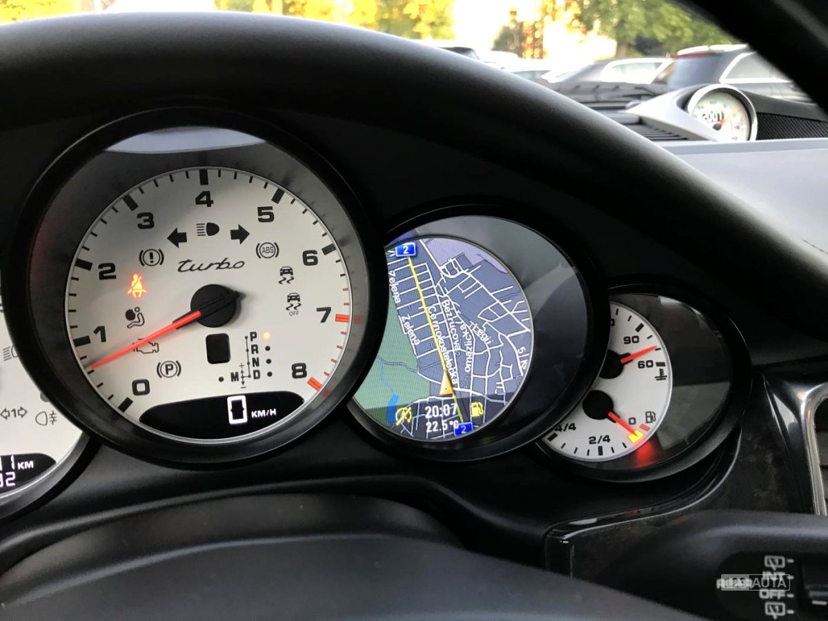 Porsche Panamera, 2012 - pohled č. 27