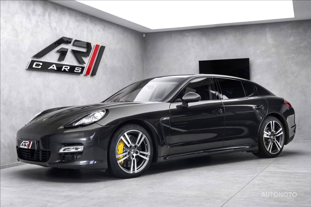 Porsche Panamera, 2012 - celkový pohled