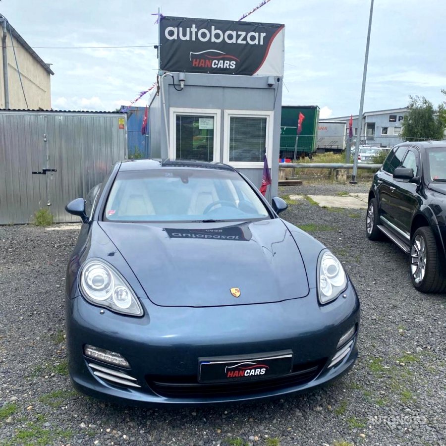 Porsche Panamera, 2011 - celkový pohled