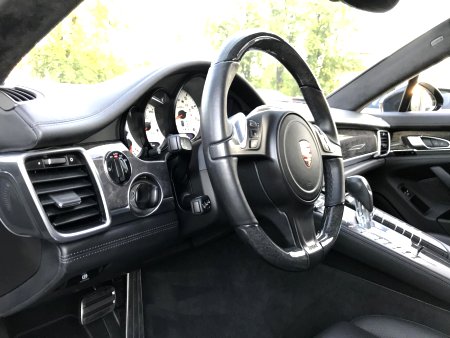 Porsche Panamera, 2012 - pohled č. 11