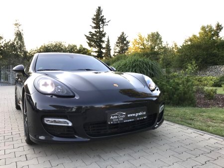 Porsche Panamera, 2012 - pohled č. 4