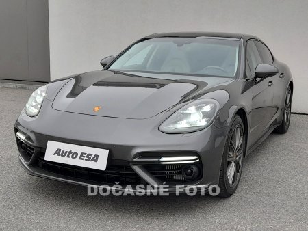 Porsche Panamera, 2017 - pohled č. 3