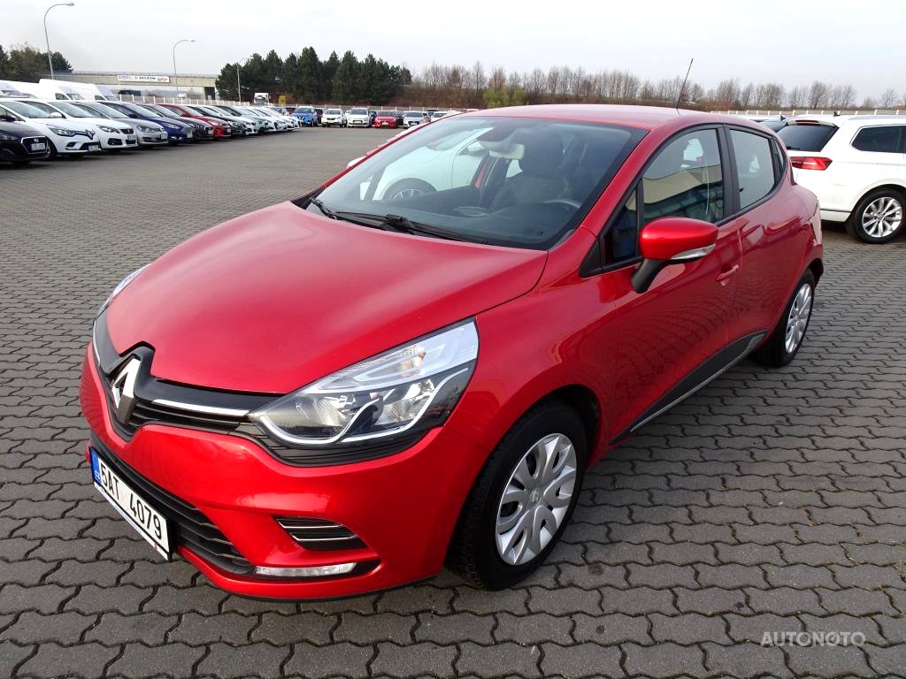 Renault Clio IV, 2016 - pohled č. 2