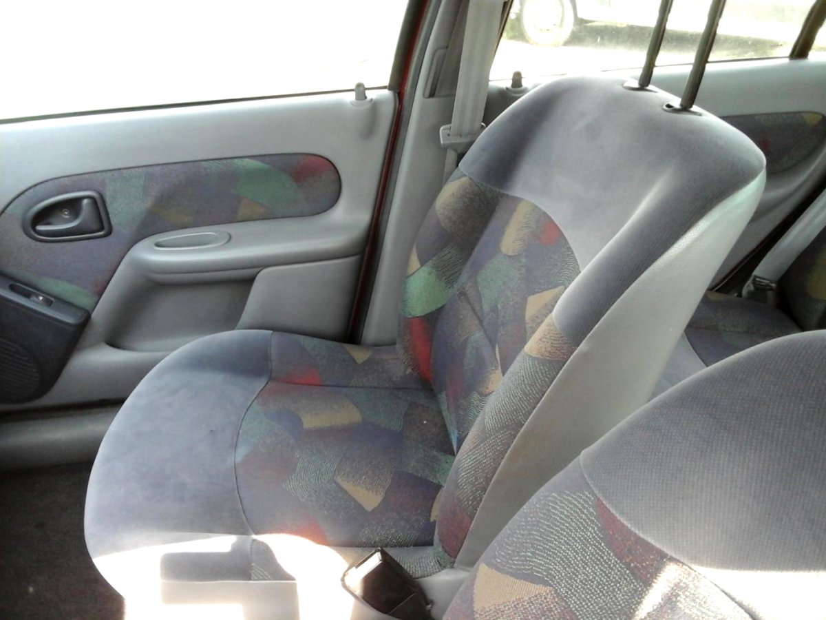 Renault Clio, 1999 - pohled č. 11