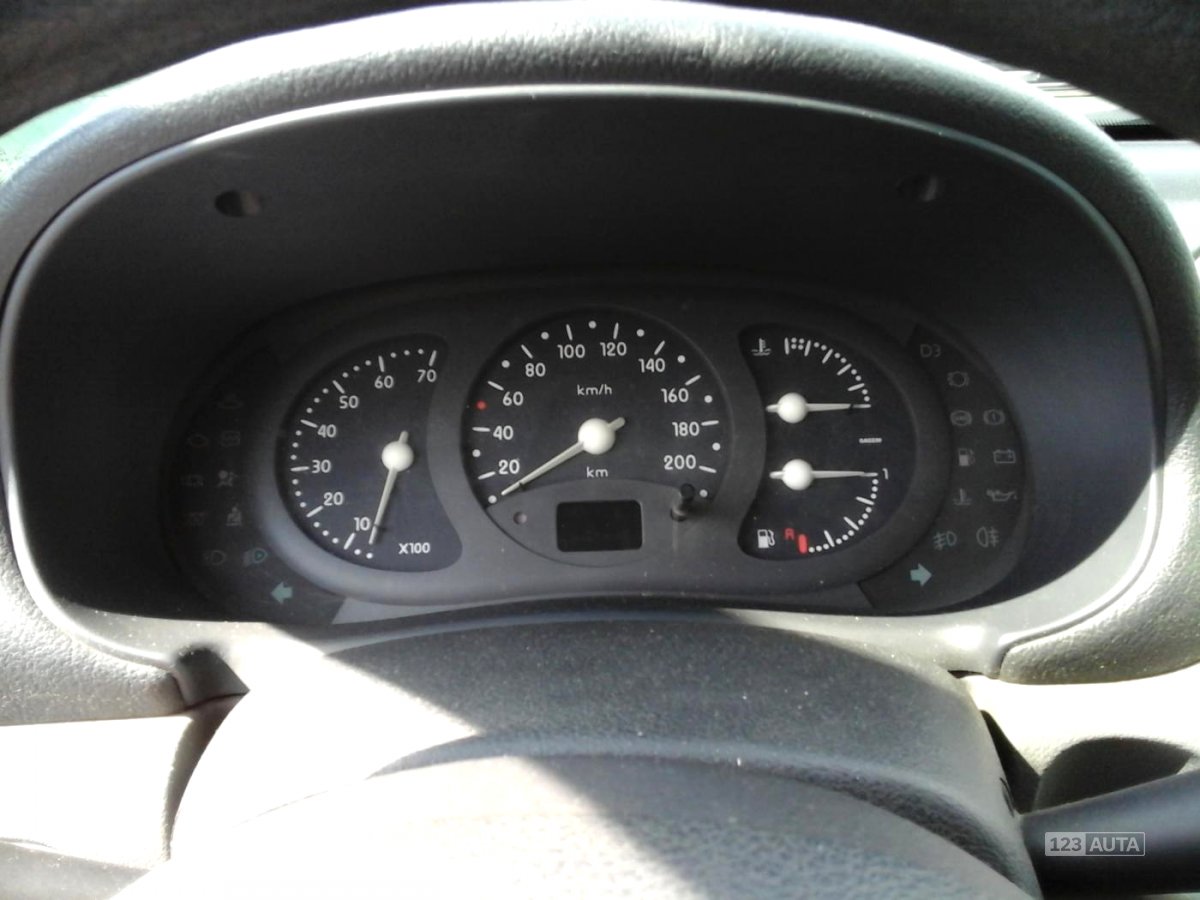 Renault Clio, 1999 - pohled č. 15