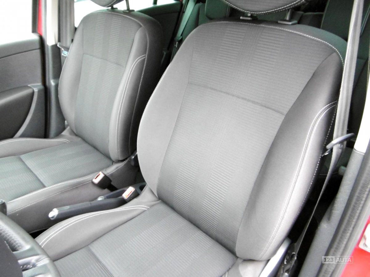 Renault Clio, 2010 - pohled č. 19