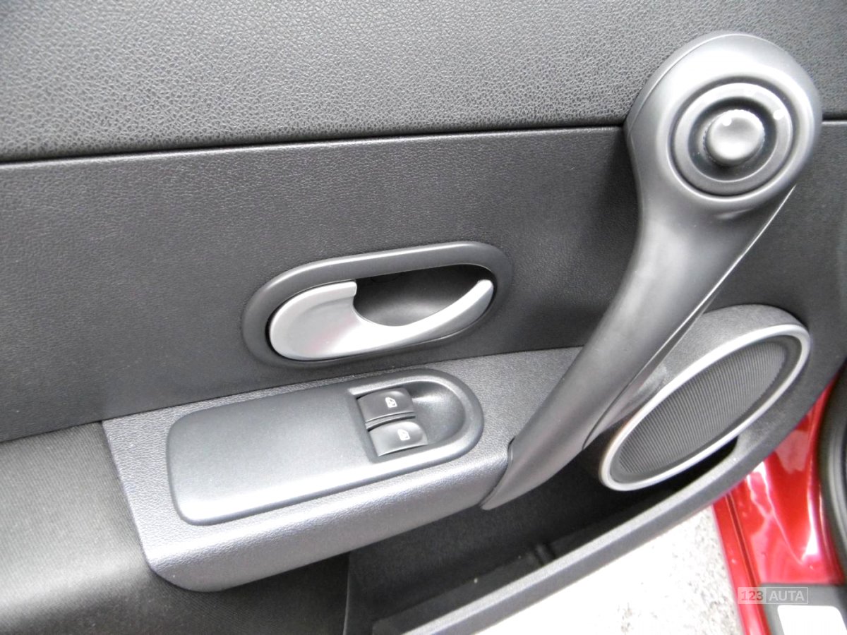 Renault Clio, 2010 - pohled č. 21