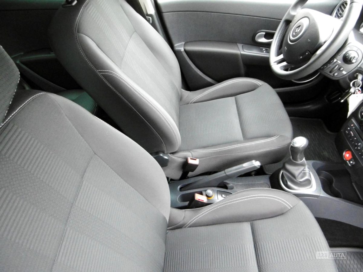 Renault Clio, 2010 - pohled č. 23