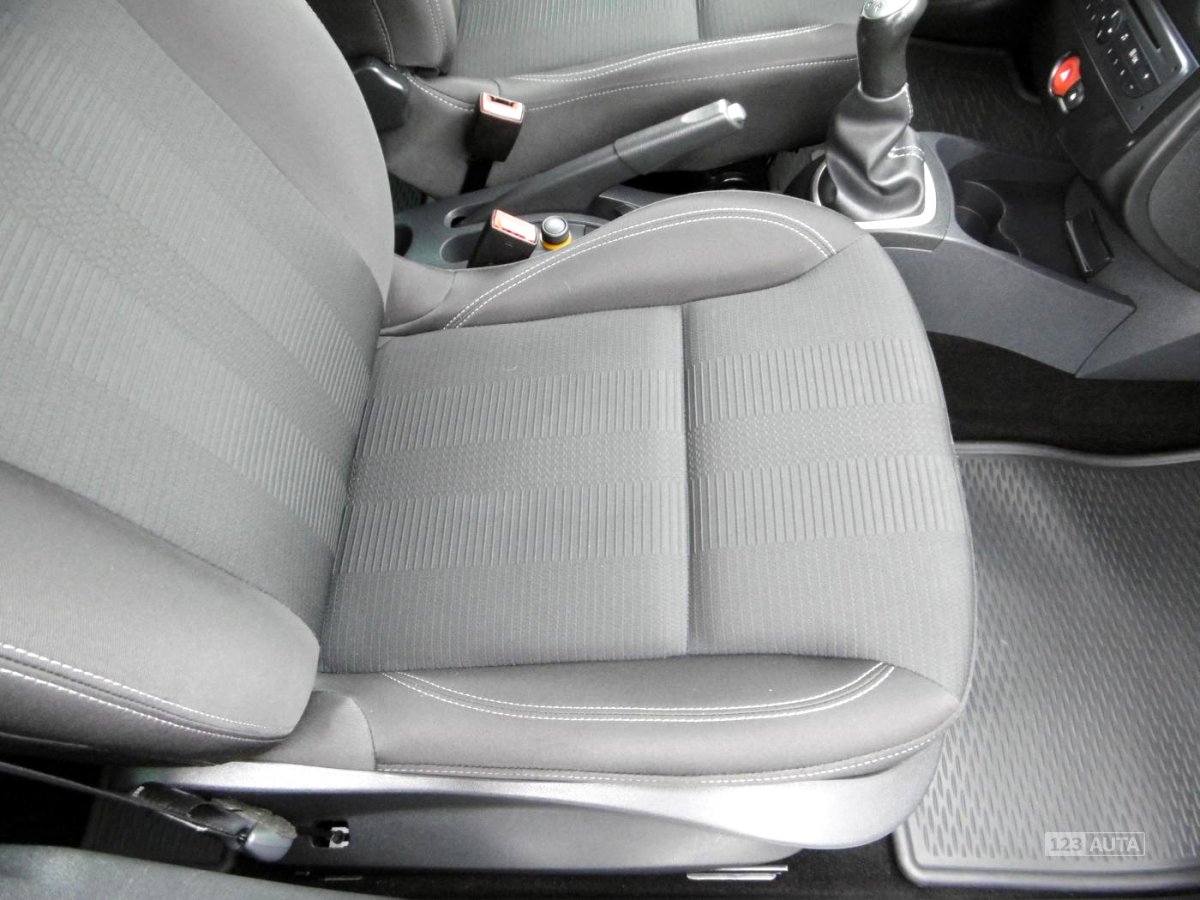 Renault Clio, 2010 - pohled č. 24