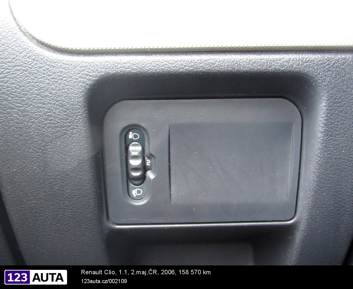 Renault Clio, 2006 - pohled č. 21