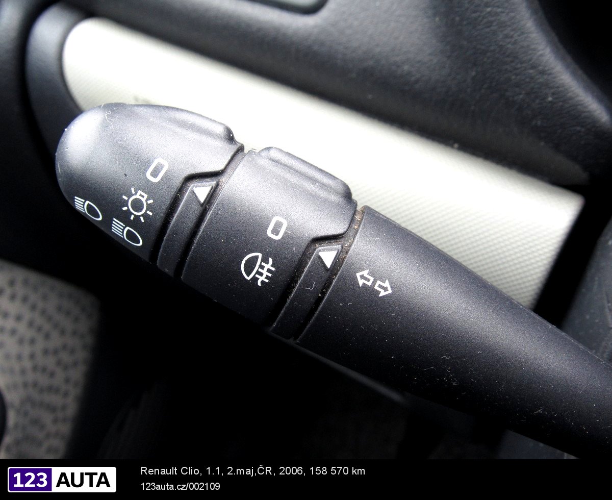 Renault Clio, 2006 - pohled č. 22