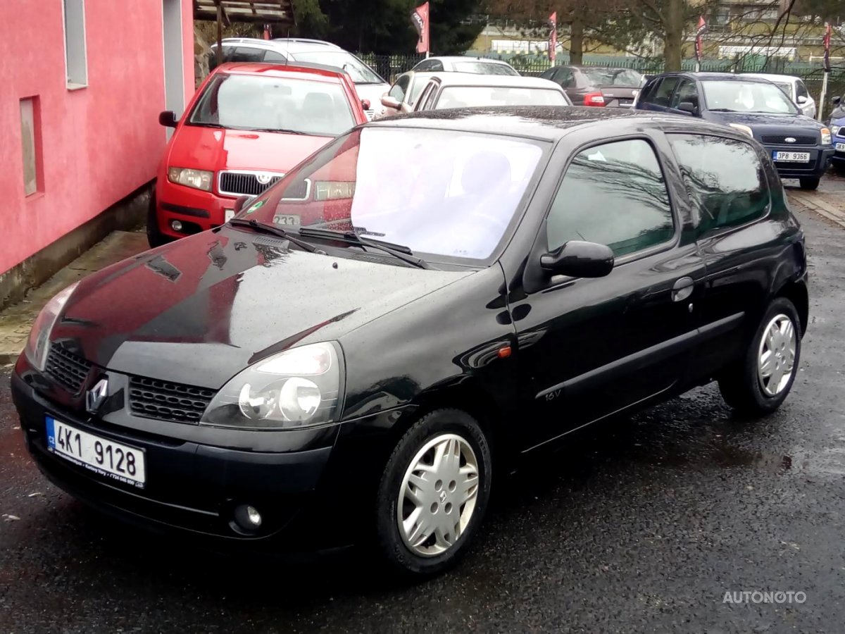 Renault Clio, 2002 - pohled č. 3