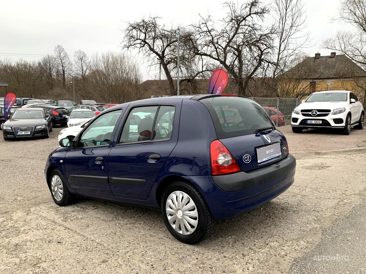 Renault Clio, 2004 - pohled č. 3