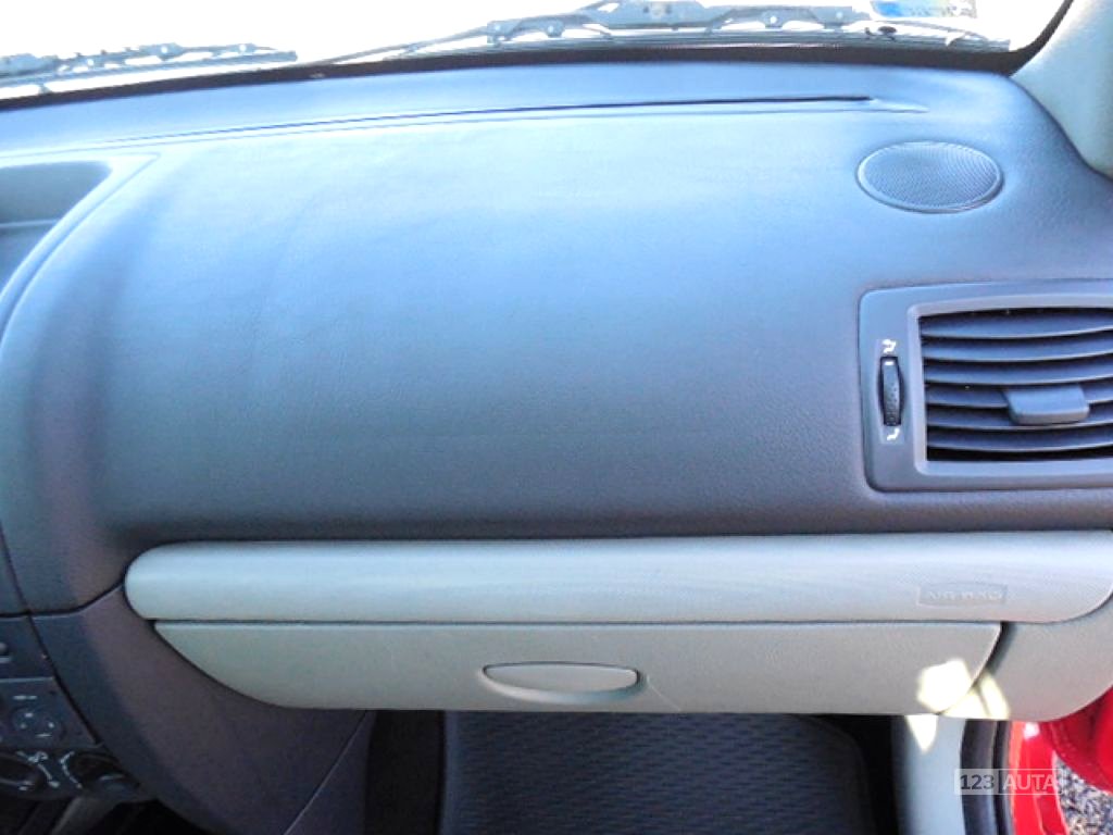 Renault Clio, 2003 - pohled č. 25