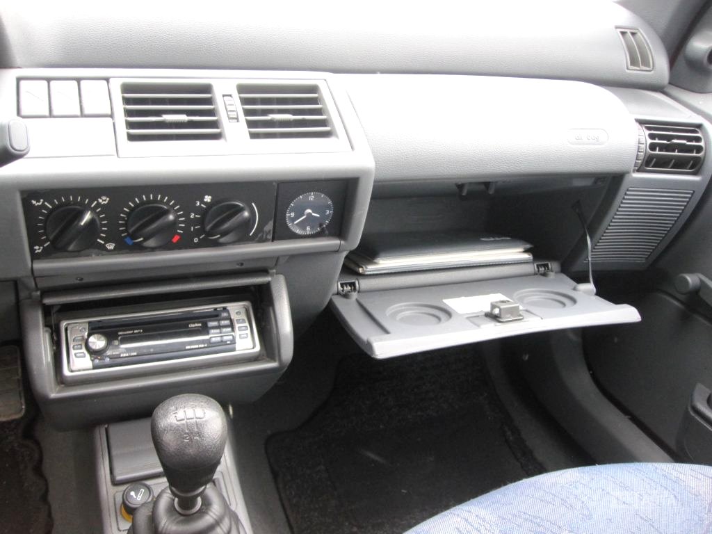 Renault Clio, 1996 - pohled č. 23
