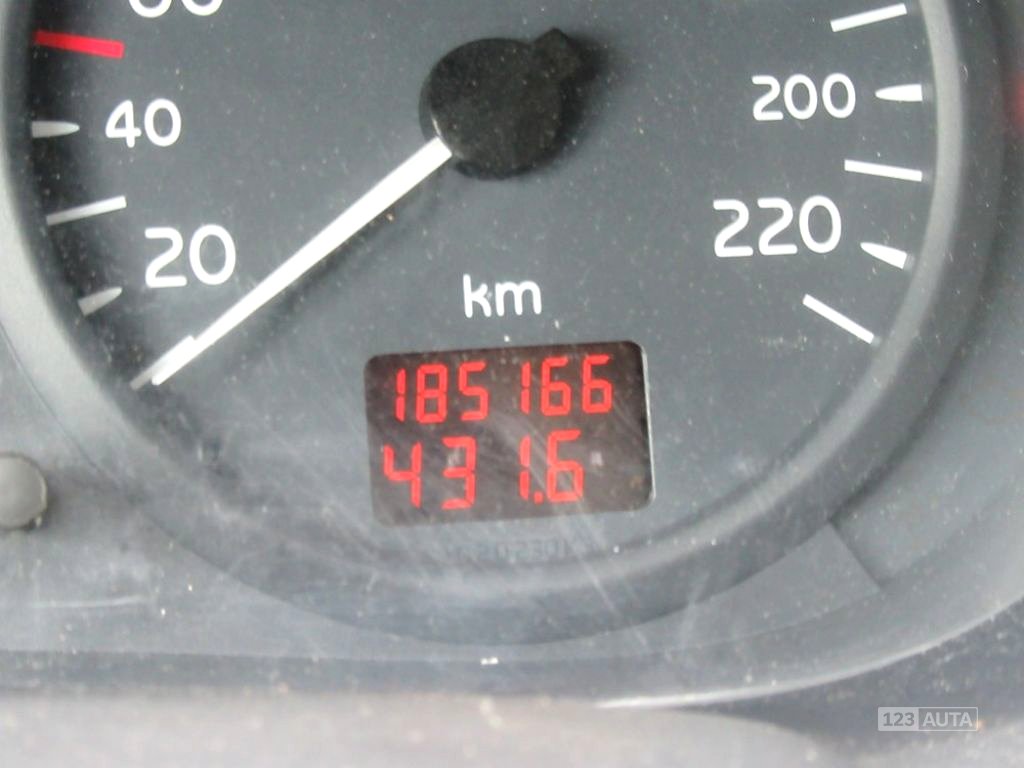 Renault Clio, 2002 - pohled č. 3