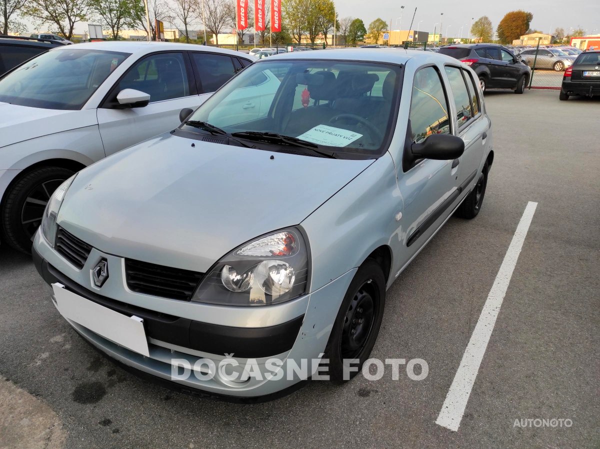 Renault Clio, 2004 - pohled č. 3