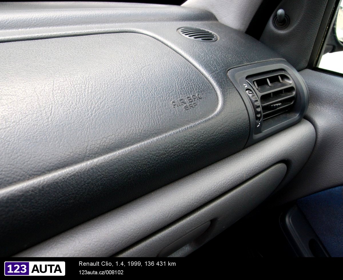 Renault Clio, 1999 - pohled č. 24