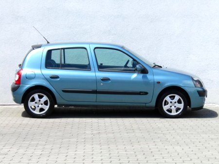 Renault Clio, 2002 - pohled č. 4