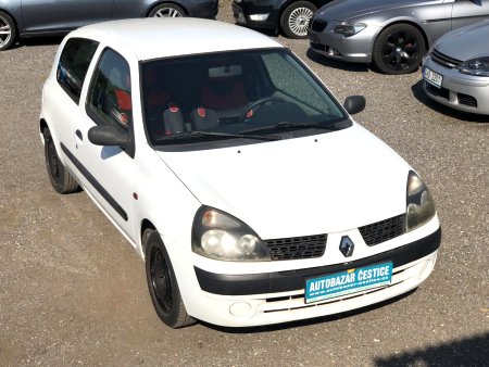 Renault Clio, 2002 - pohled č. 3