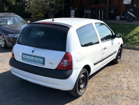 Renault Clio, 2002 - pohled č. 5