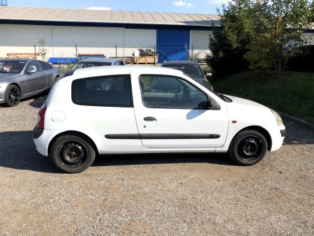 Renault Clio, 2002 - pohled č. 6
