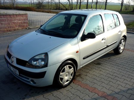 Renault Clio, 2002 - pohled č. 3