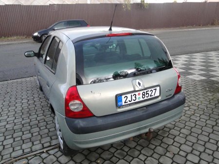 Renault Clio, 2002 - pohled č. 3