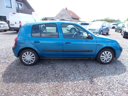 Renault Clio, 2003 - pohled č. 3