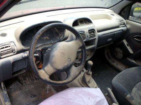 Renault Clio, 2000 - pohled č. 7