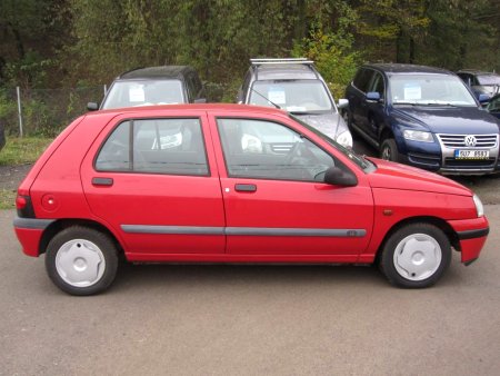 Renault Clio, 1996 - pohled č. 4