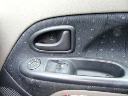 Renault Clio, 2002 - pohled č. 11