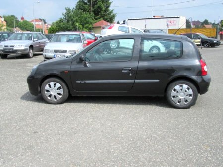 Renault Clio, 2002 - pohled č. 5