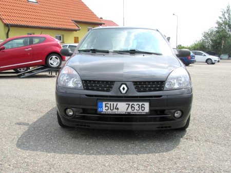 Renault Clio, 2002 - pohled č. 9