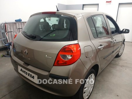 Renault Clio, 2008 - pohled č. 2