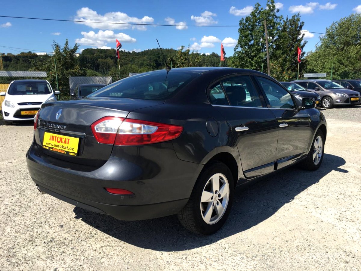 Renault Fluence, 2011 - pohled č. 3