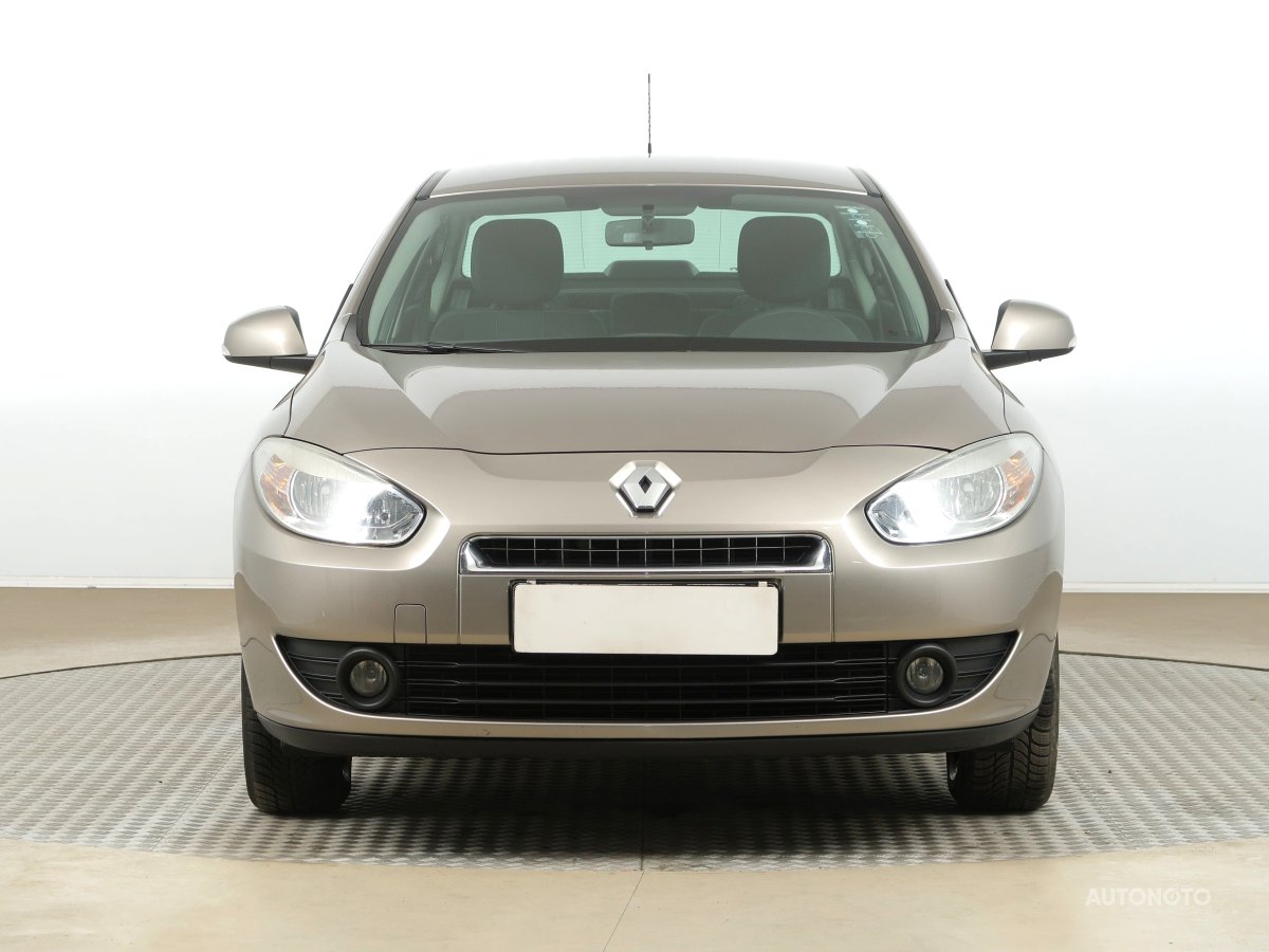 Renault Fluence, 2010 - pohled č. 2