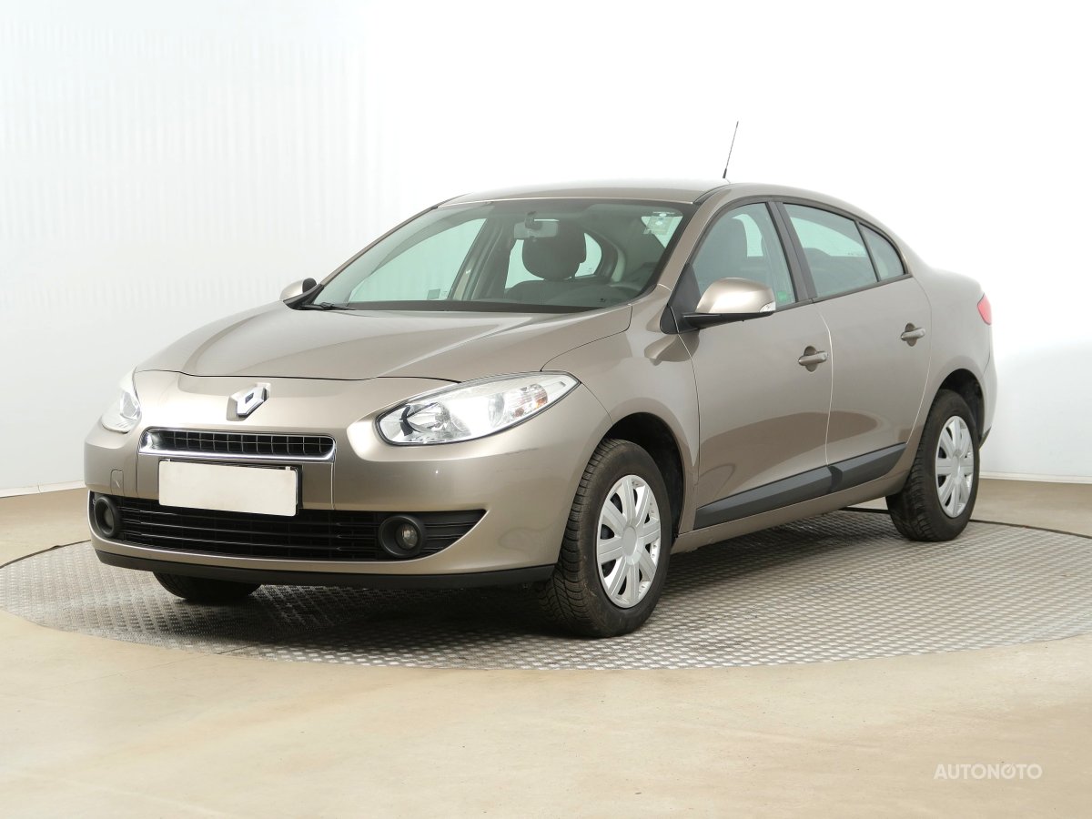 Renault Fluence, 2010 - pohled č. 3