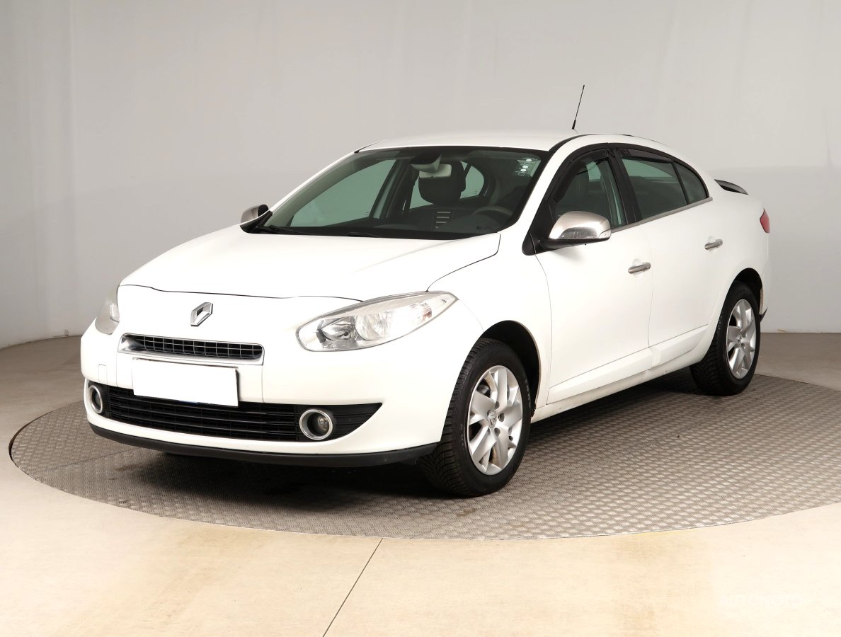 Renault Fluence, 2011 - pohled č. 3