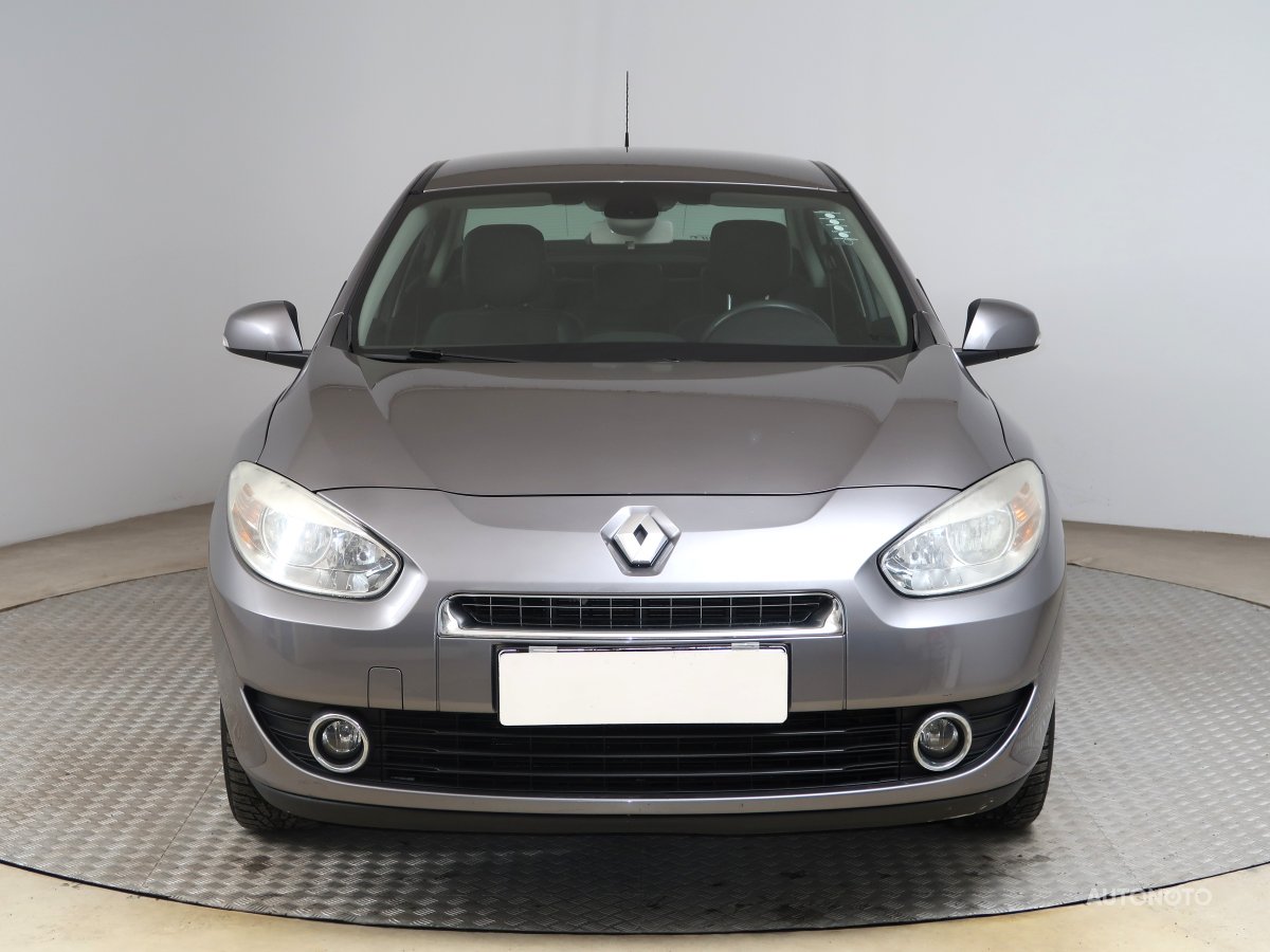 Renault Fluence, 2011 - pohled č. 2