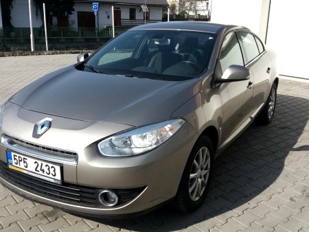 Renault Fluence LZB105