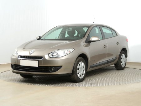 Renault Fluence, 2010 - pohled č. 3