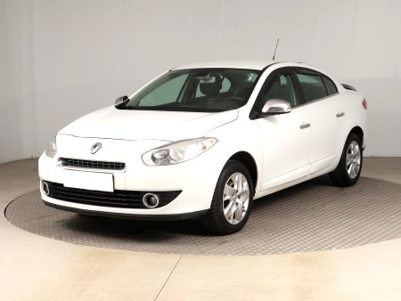 Renault Fluence, 2011 - pohled č. 3